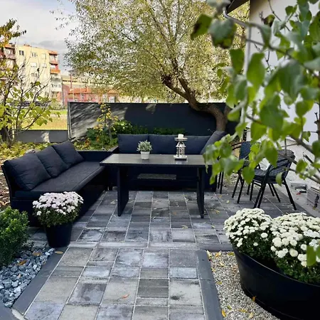 Prostran Moderan Apartman110 Kvadrata U Centru- 2 Spavace Sobe, Parking U Dvoristu Apartmán *