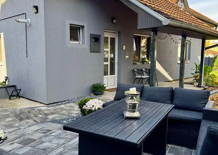 Διαμέρισμα Prostran Moderan Apartman110 Kvadrata U Centru- 2 Spavace Sobe, Parking U Dvoristu